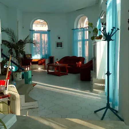 Maisonette Old * Βάρνα
