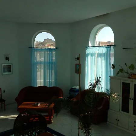 Maisonette Old *